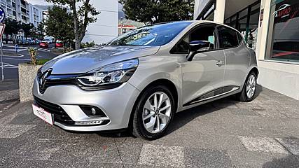 RENAULT CLIO 0.9 TCE LIMITED