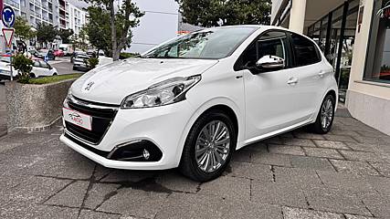 PEUGEOT 208 1.2 VTI STYLE PURETECH