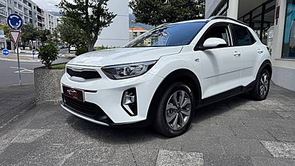 KIA STONIC 1.2 DYNAMIC